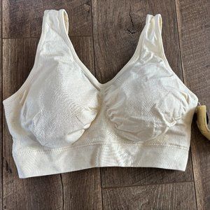 Shapermint Truekind Everyday Throw On Wireless Shaper Bra Beige M Medium